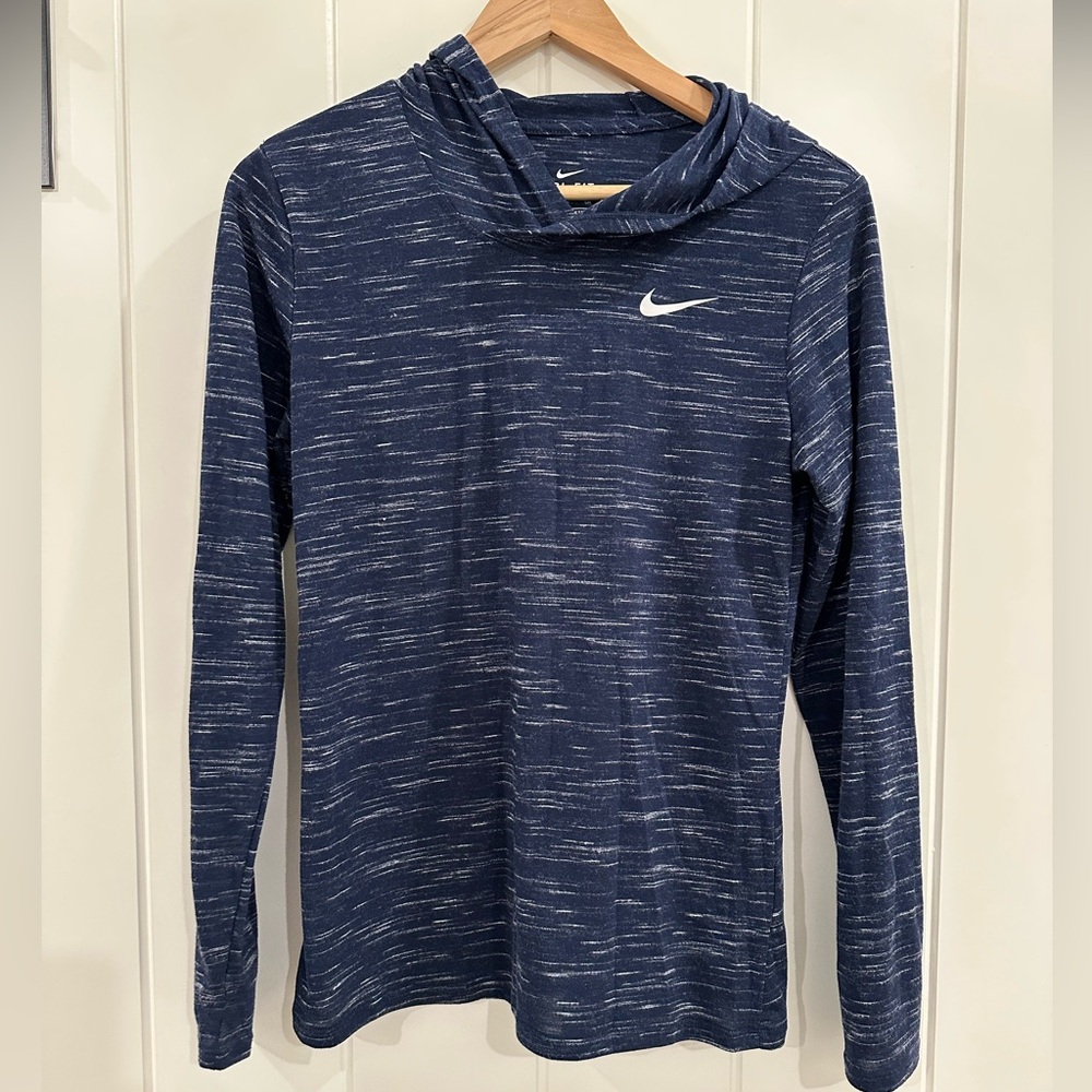 Nike navy blue pullover in cotton material